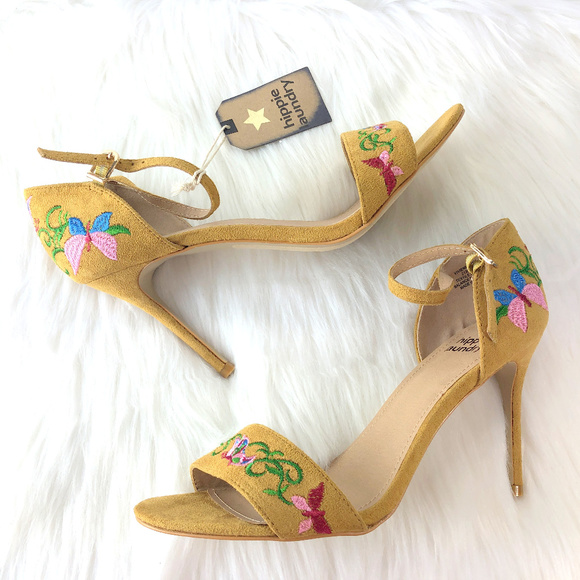 hippie laundry Shoes - Hippie Laundry Vivenne Flower Embroidered Heels
